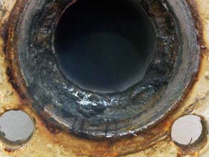 Leaking flanged connection Leaking flanged connection